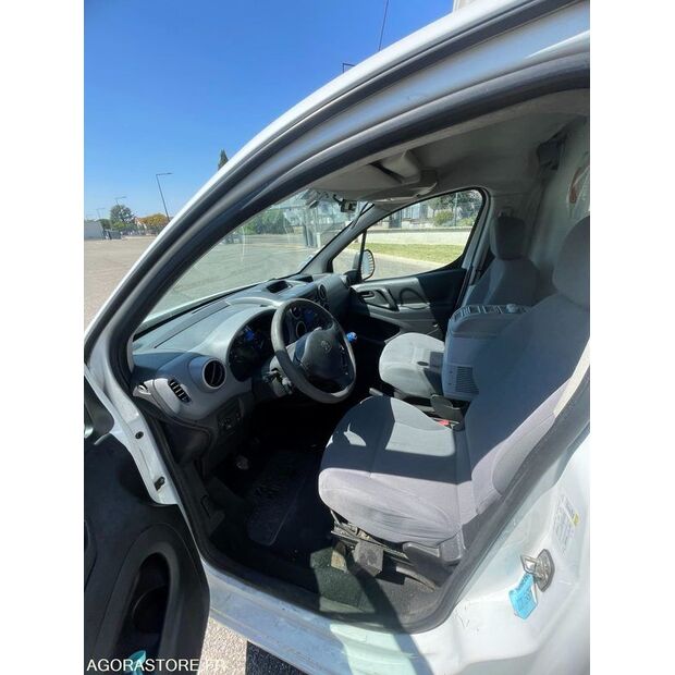 2013 Peugeot PARTNER-41502023