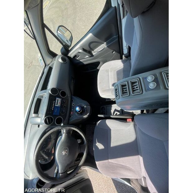 2013 Peugeot PARTNER-41502024