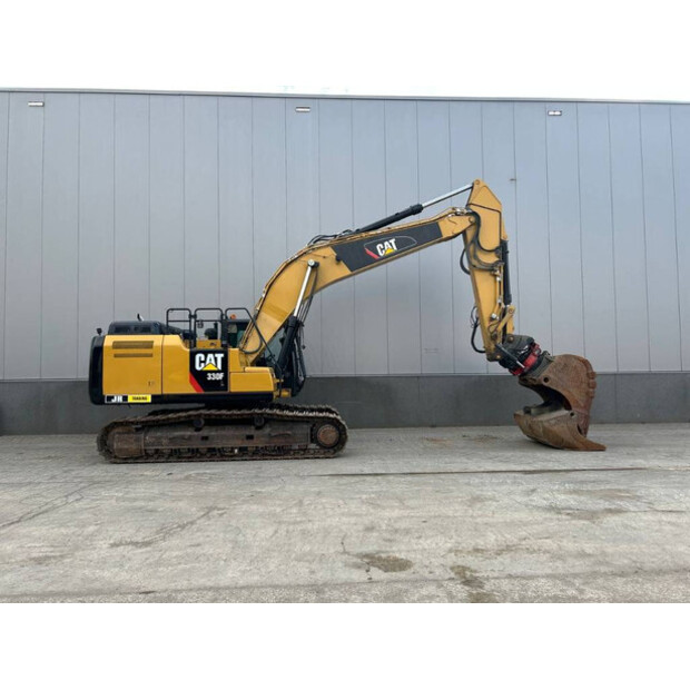 2017 Caterpillar 330FL-41502092