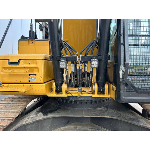 2017 Caterpillar 330FL-41502120