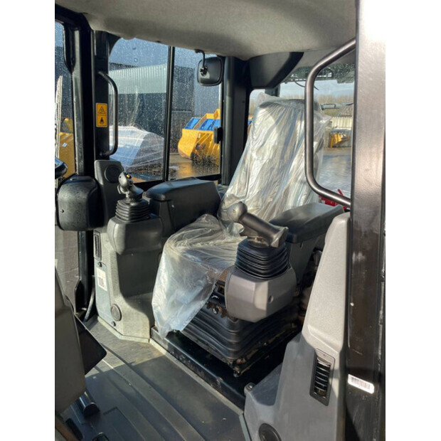 2020 كاتربيلر D6K2 LGP-41502509