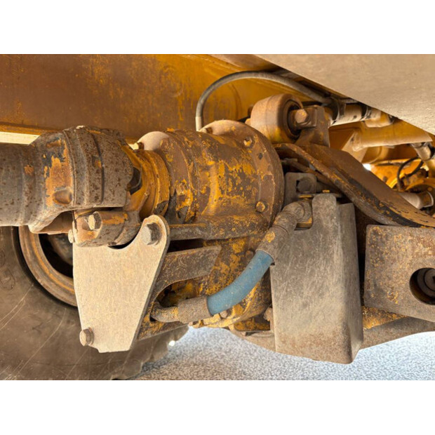2016 BELL B30E-41502812
