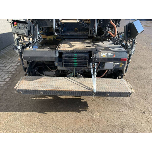 2020 Caterpillar AP355F-41502888