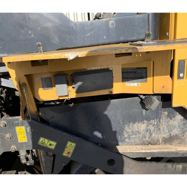 2020 Caterpillar AP355F-41502894