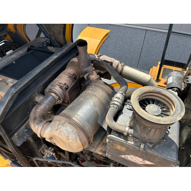 2017 هيونداي HL970-41503112