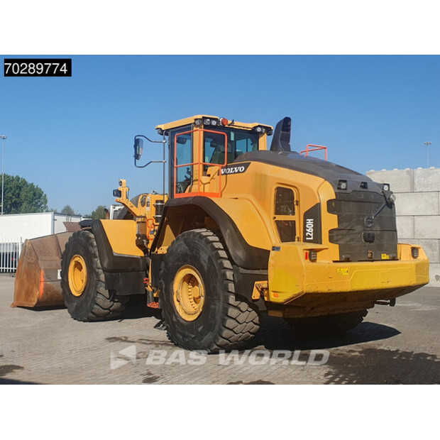 2018 فولفو L260H-41503374