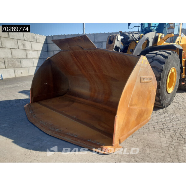 2018 فولفو L260H-41503381