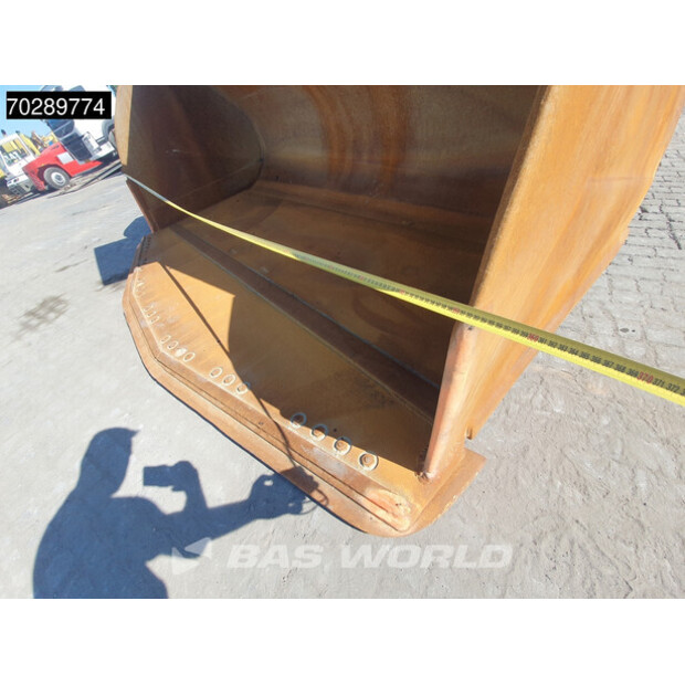 2018 فولفو L260H-41503382