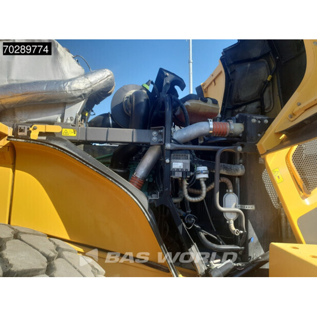 2018 فولفو L260H-41503385