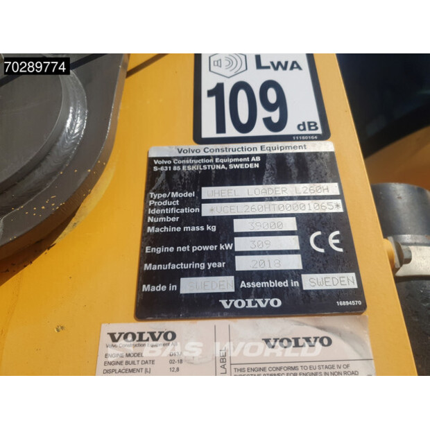 2018 فولفو L260H-41503411