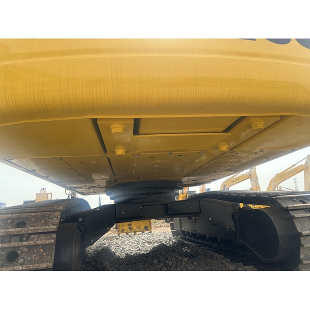 2023 Komatsu PC450-8-41503590
