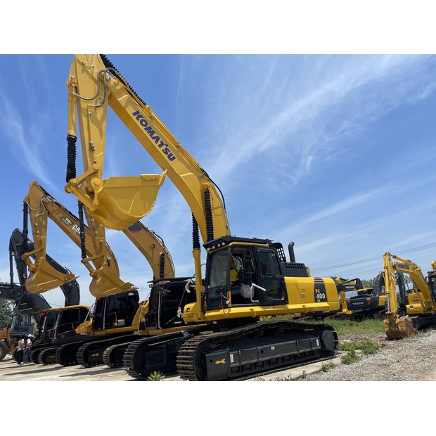 2023 Komatsu PC400-8-41503610