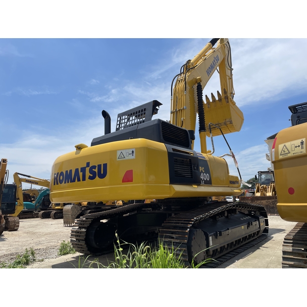 2023 Komatsu PC400-8-41503617
