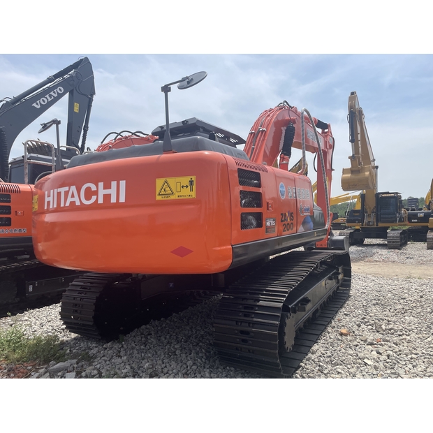 2023 Hitachi ZX200-41503624
