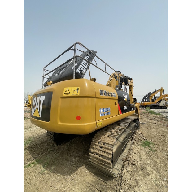 2023 كاتربيلر 329D2-41503629