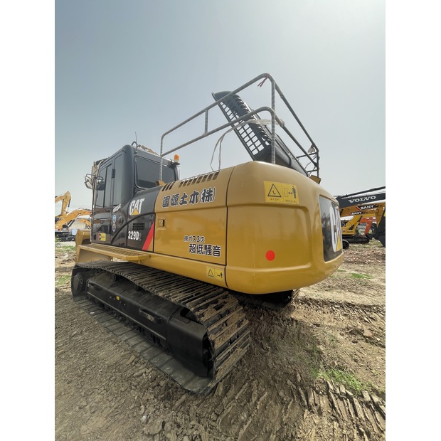 2023 كاتربيلر 329D2-41503633
