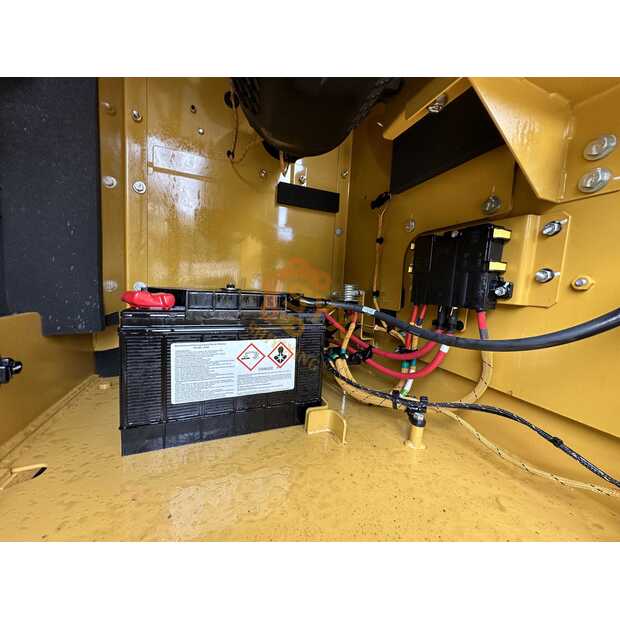 2025 Caterpillar 336-41503657