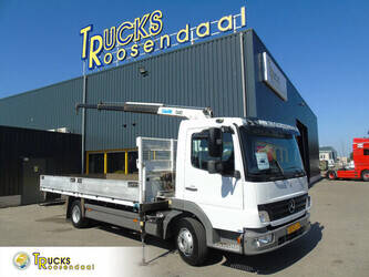صورة ل شاحنات مسطحة 2006 مرسيدس بنز ATEGO 816