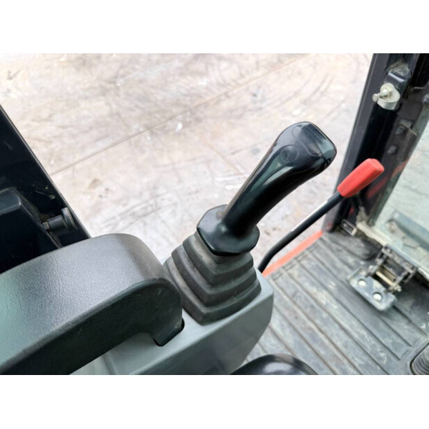 2019 KUBOTA KX016-4-41504358