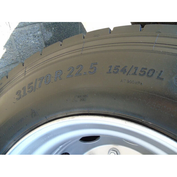 2015 داف XF106.460-41504442