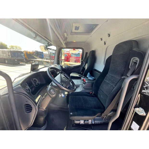 2017 مرسيدس بنز ATEGO 1218-41504513