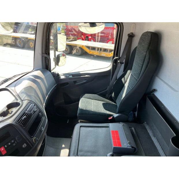 2017 مرسيدس بنز ATEGO 1218-41504514