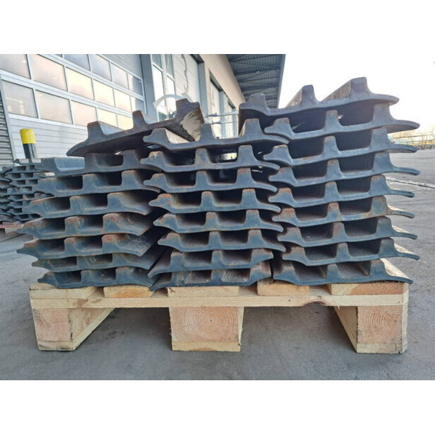 2022 Hyundai HX300AL-41505053