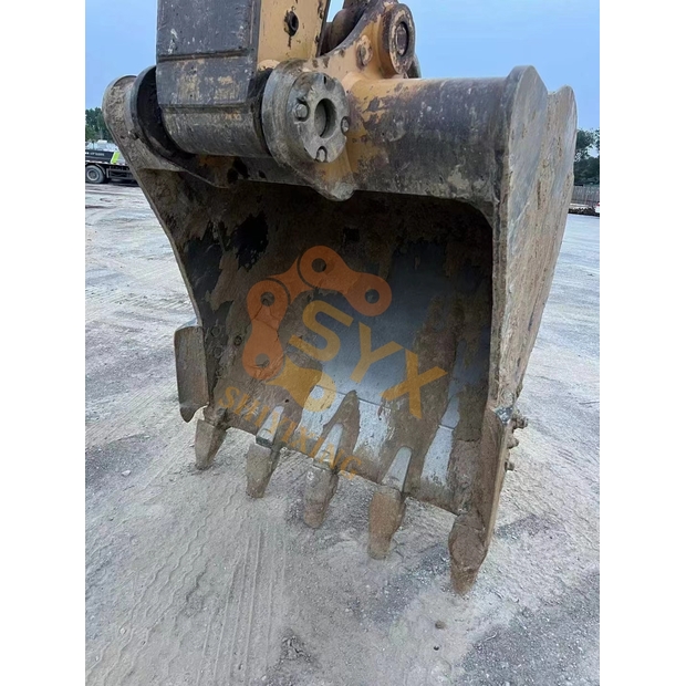 2024 كاتربيلر 323-41506435