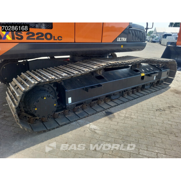 2025 Hitachi ZX220LC-5G-41508061