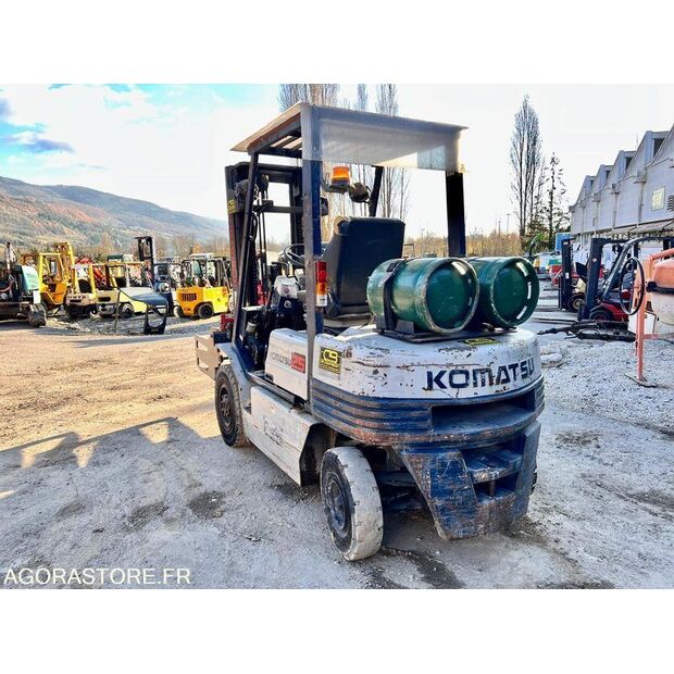 1995 كوماتسو FG25T-11E-41521084