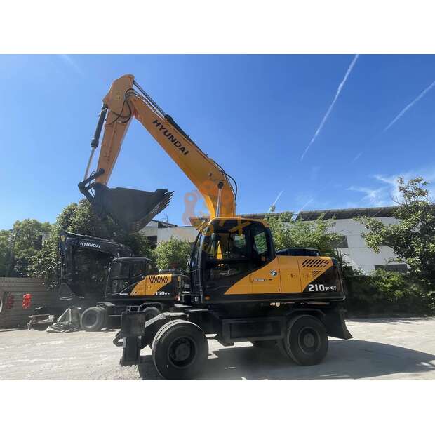 2022 Hyundai 210W-9-41521390