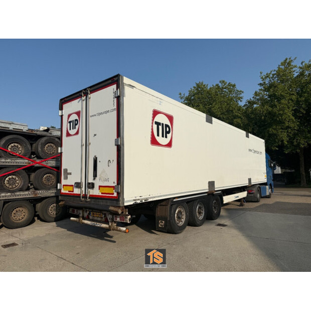 2015 Krone Cool Liner-41521514