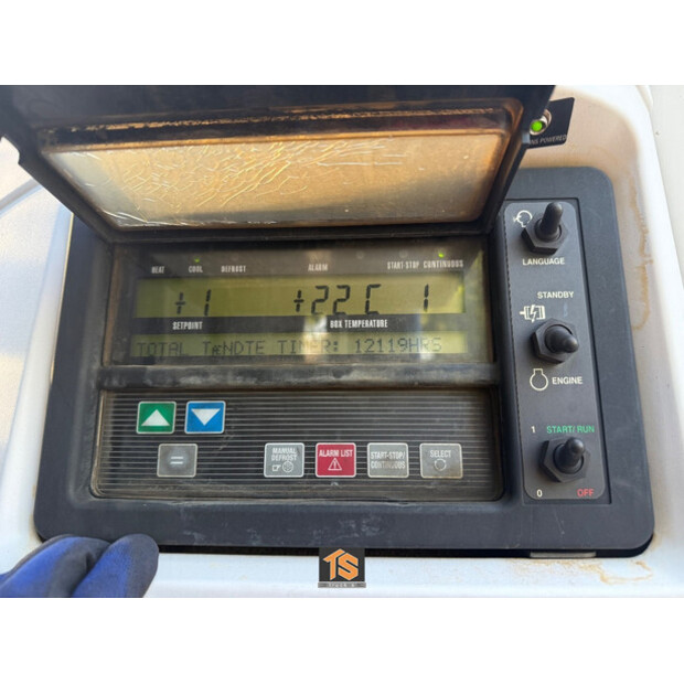 2015 Krone Cool Liner-41521535
