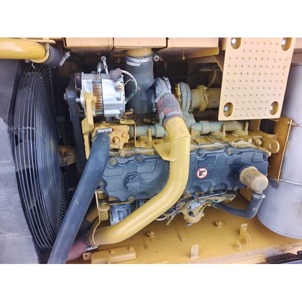 2021 Caterpillar 325D-41522863
