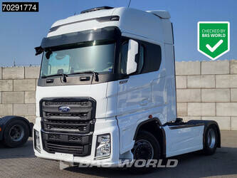 صورة ل رؤوس شاحنات 2022 فورد F-Max 500
