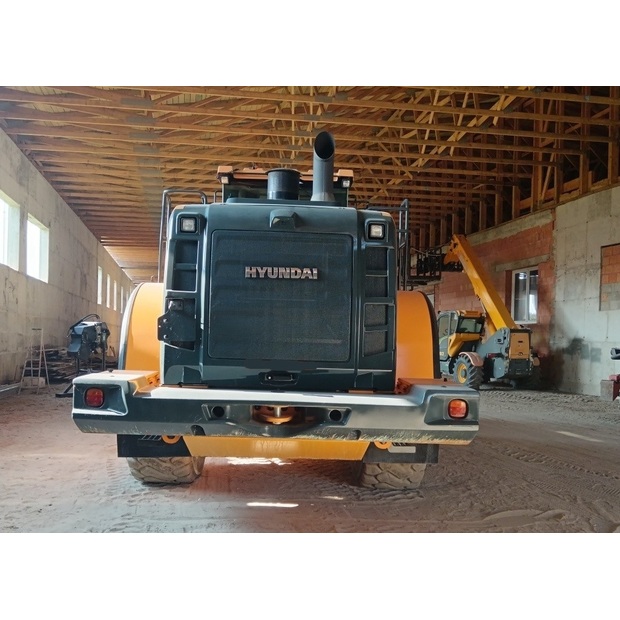 2020 هيونداي HL975-41531511