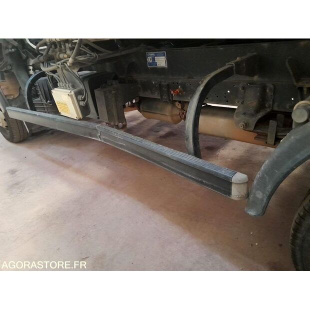 2012 Renault Maxity-41536583
