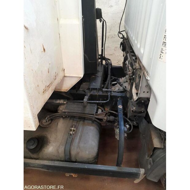 2012 Renault Maxity-41536587