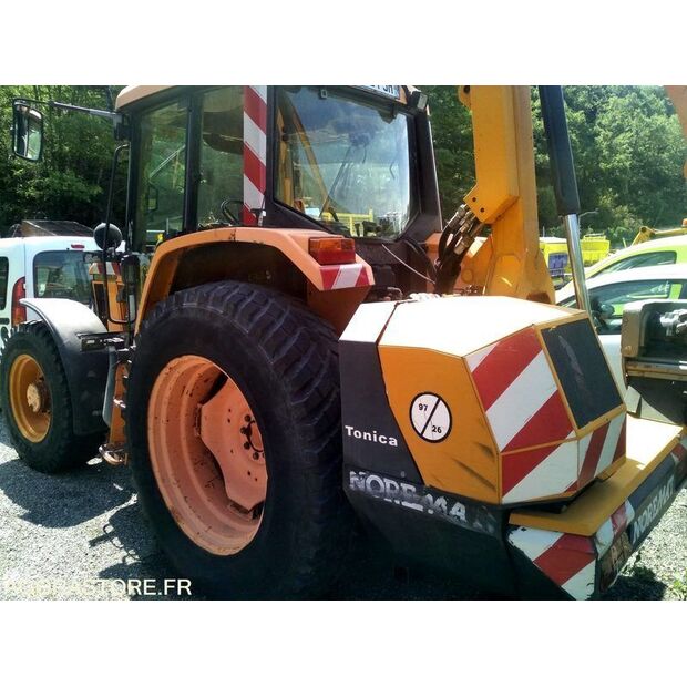 2006 JOHN DEERE 6220-41536776