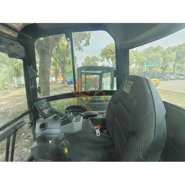 2024 Caterpillar 302-41537009
