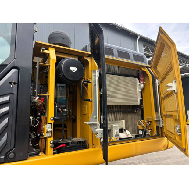 2017 Caterpillar 330FL-41538693