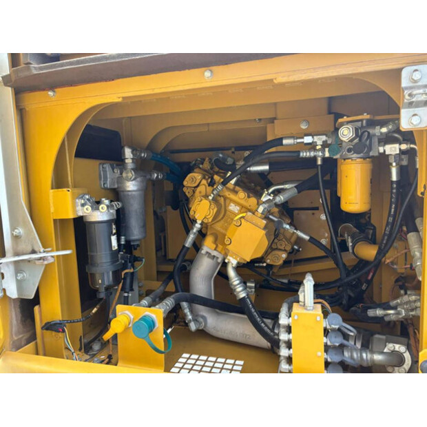 2017 Caterpillar 330FL-41538696