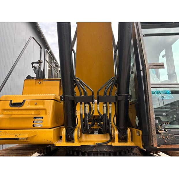 2017 Caterpillar 330FL-41538704