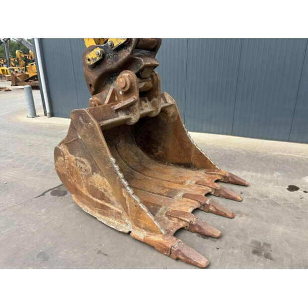 2017 Caterpillar 330FL-41538713