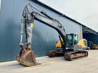 Image for TRACKED EXCAVATORS 2015 Volvo EC250EL