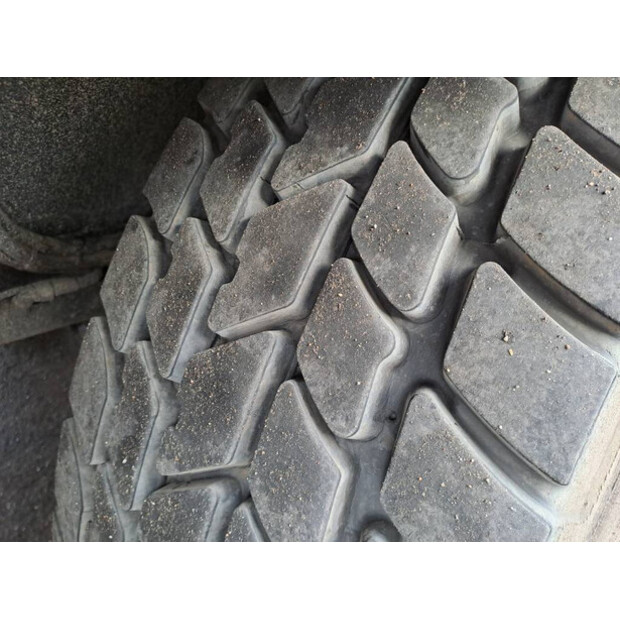 2013 جروف GMK 5220-41542107