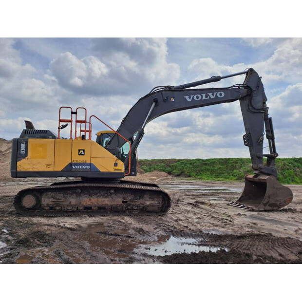 2017 Volvo EC300EL-41542379