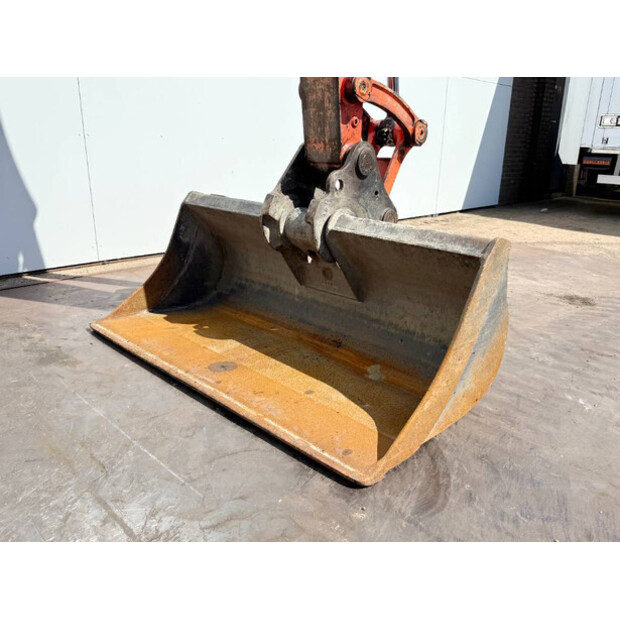 2017 KUBOTA KX 080-4-41542495