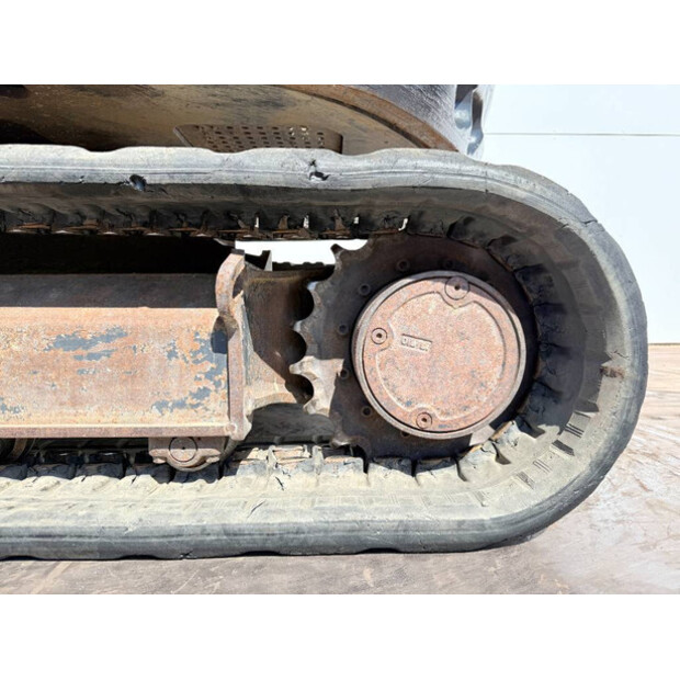 2017 KUBOTA KX 080-4-41542502