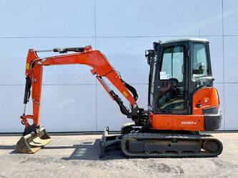 صورة ل حفارات صغيرة 2020 كوبوتا KX037-4